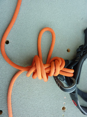 Demi double-nœud de pêcheur